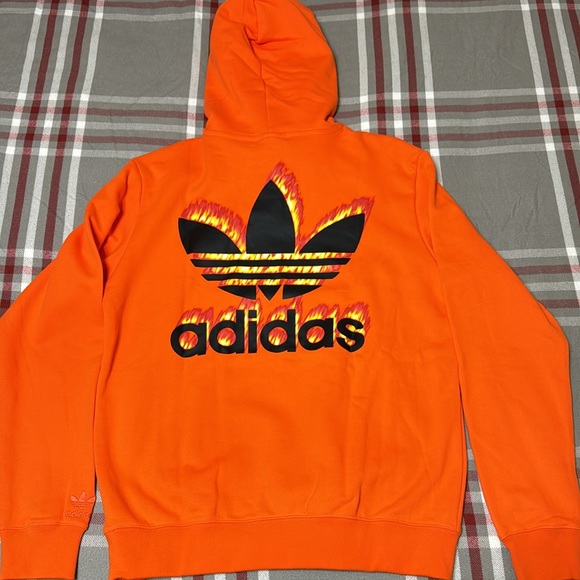 Adidas NWT smoke free smoking HOT!! - Picture 6 of 6